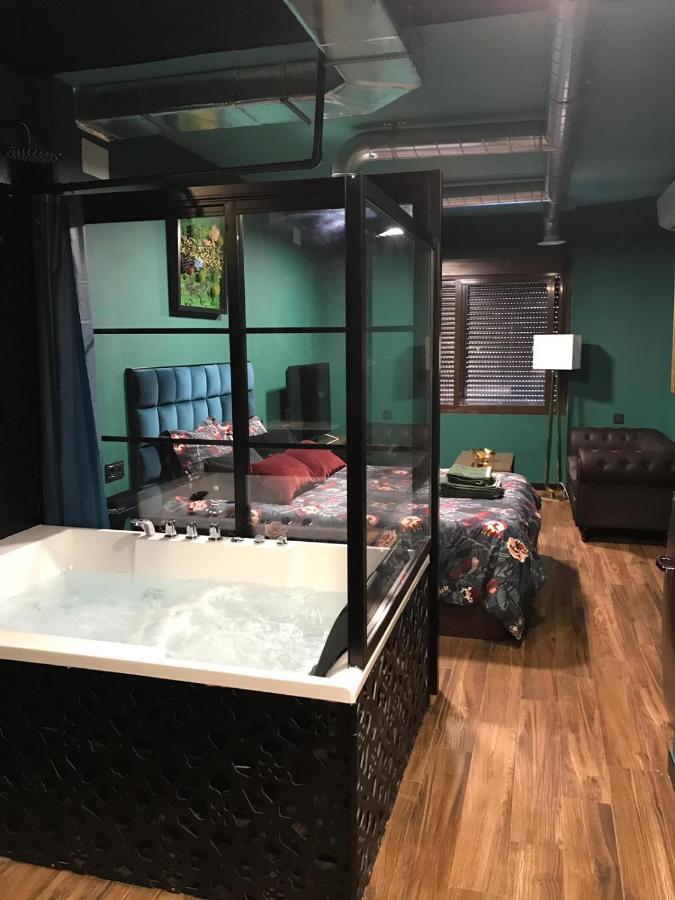 Sevilla Triana Jacuzzi Extérieur photo