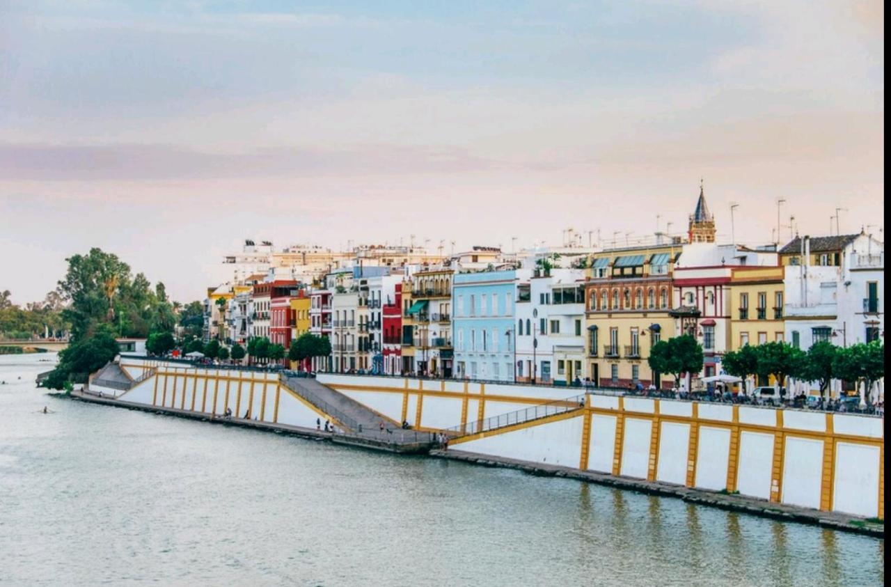 Sevilla Triana Jacuzzi Extérieur photo